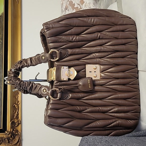 MIU MIU Matellase leather Large Satchel handbag - Picture 15 of 17